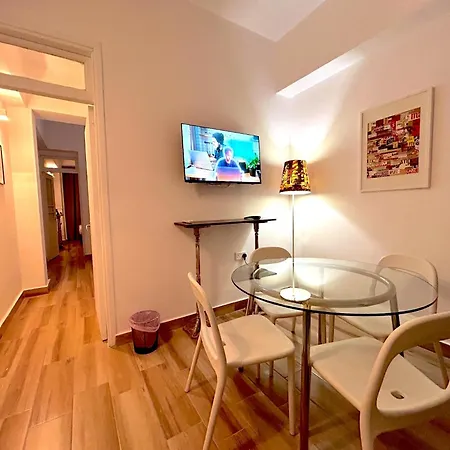 Queen Regina By Platform 357 Nicosia