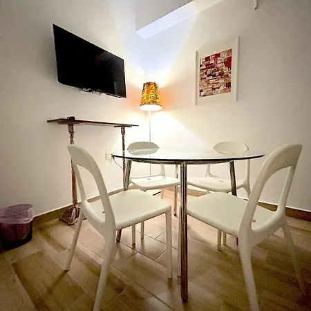 Apartment Queen Regina By Platform 357 Nicosia