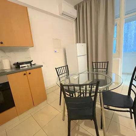 Queen Regina By Platform 357 Apartman Nicosia